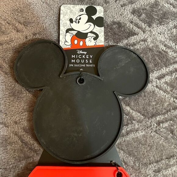 Disney Mickey Mouse 2 pack silicone trivets NWT - Picture 2 of 5